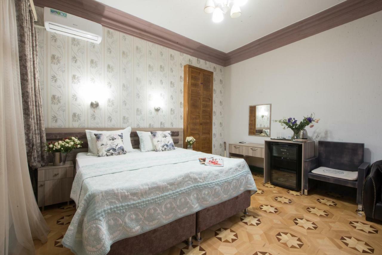 Votre Maison Ереван Екстериор снимка