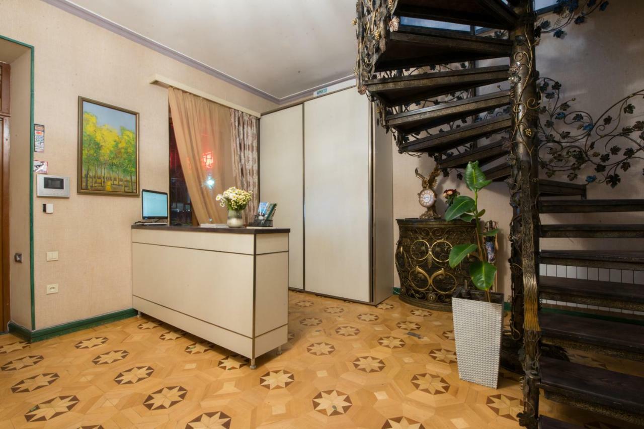 Votre Maison Ереван Екстериор снимка