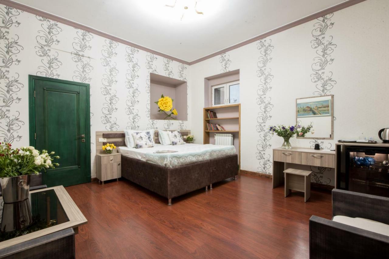 Votre Maison Ереван Екстериор снимка